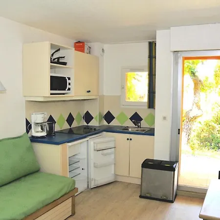 St Raphael Cote D Azur Apartment *